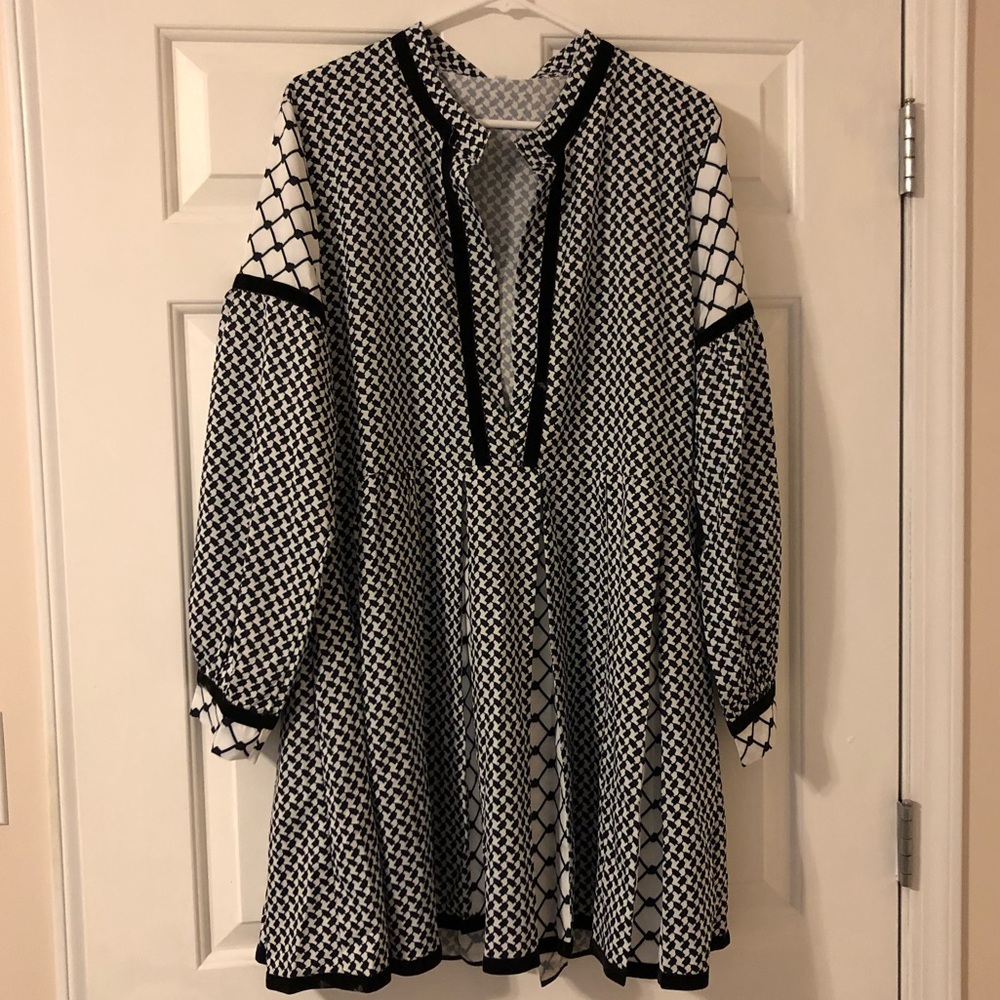 Black and white mini dress